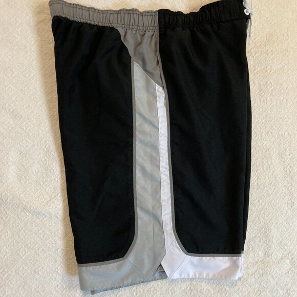 Nike black gray and white lined swim trunks with pockets size Large - Picture 6 of 7